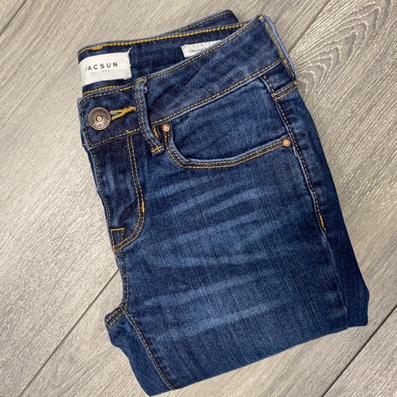 Pacsun Jeans 👖💞 - Picture 1 of 5